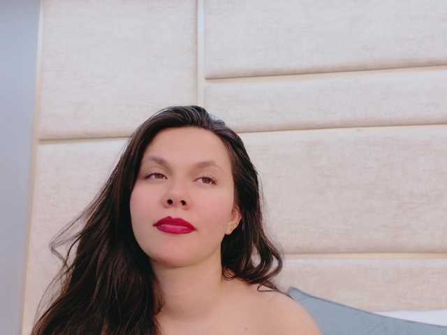 RubyScarlett's BongaCams show and profile