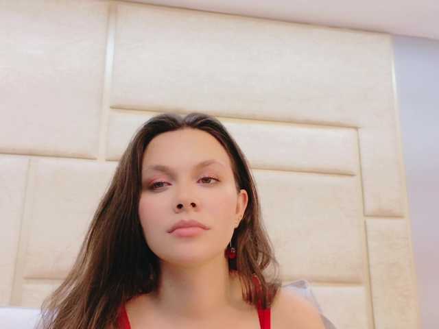 RubyScarlett — Thiscute Girl wants to meet you, don't leave without saying hello,I promise you laughter, games, dancing and a lot of adrenaline. I love that you pamper me and make me vibrate.!( FAV NUMBERS!! -- 5,18,25,38,65,110)  always chat free and be my lover