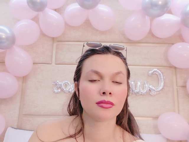 RubyScarlett's BongaCams show and profile