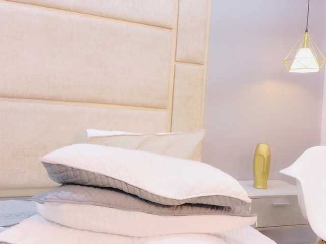 RubyScarlett's BongaCams show and profile