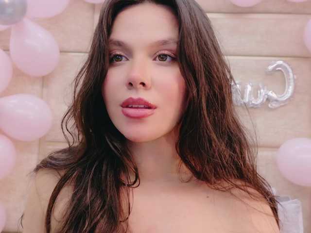 RubyScarlett's BongaCams show and profile