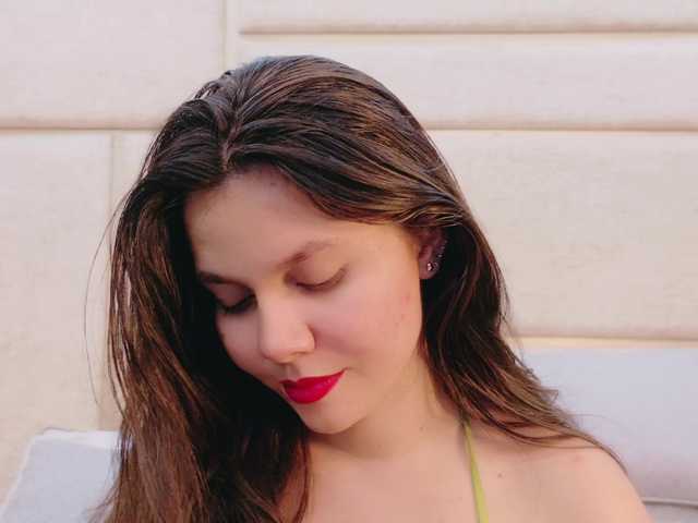 RubyScarlett's BongaCams show and profile