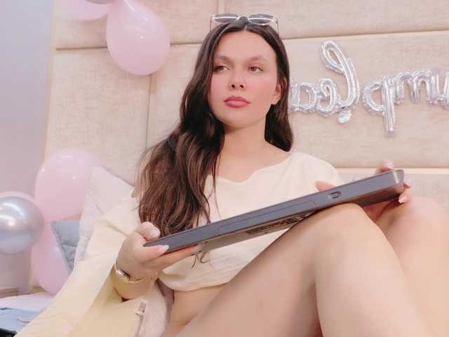 RubyScarlett's BongaCams show and profile