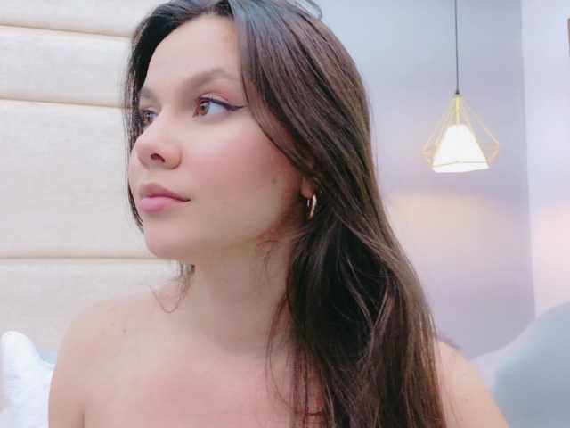 RubyScarlett's BongaCams show and profile