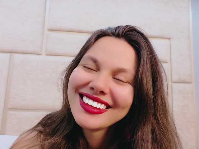 RubyScarlett's BongaCams show and profile