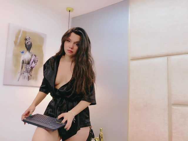 RubyScarlett's BongaCams show and profile