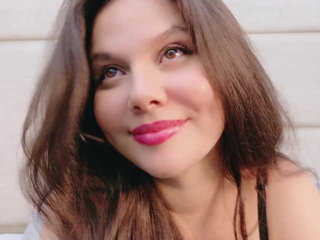 RubyScarlett's BongaCams show and profile