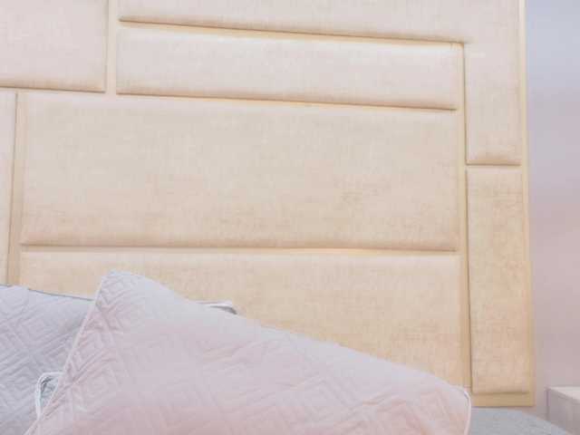 RubyScarlett's BongaCams show and profile