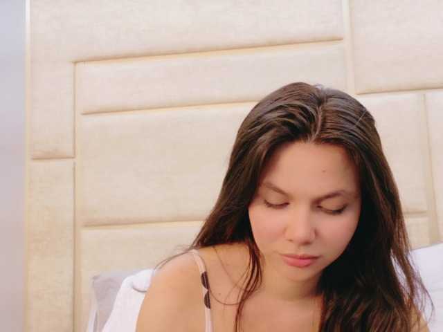 RubyScarlett's BongaCams show and profile