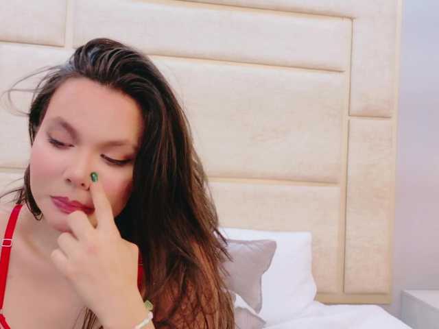 RubyScarlett's BongaCams show and profile