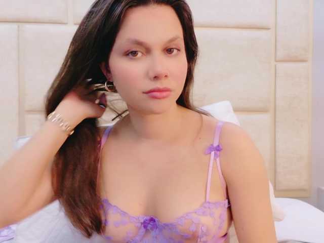 RubyScarlett's BongaCams show and profile