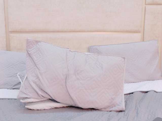 RubyScarlett's BongaCams show and profile