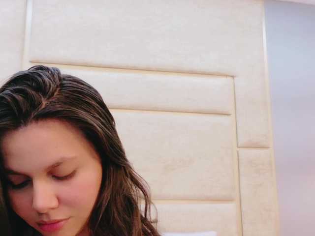 RubyScarlett's BongaCams show and profile