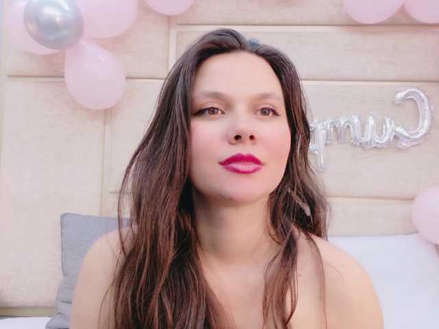 RubyScarlett's BongaCams show and profile