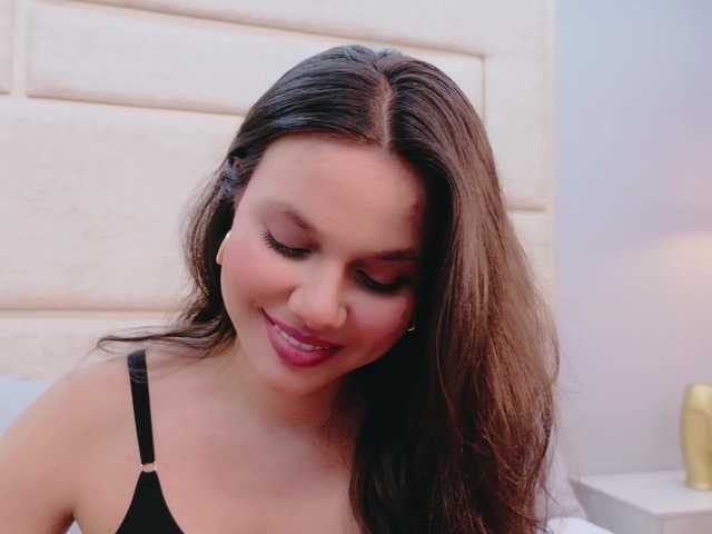 RubyScarlett's BongaCams show and profile