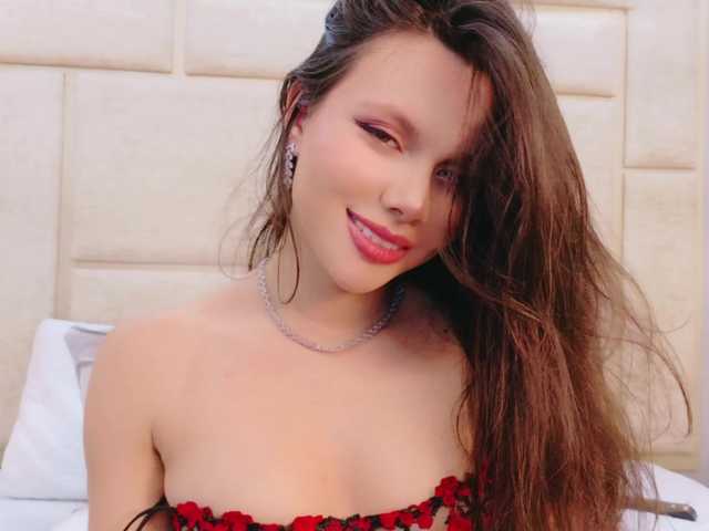 RubyScarlett's BongaCams show and profile