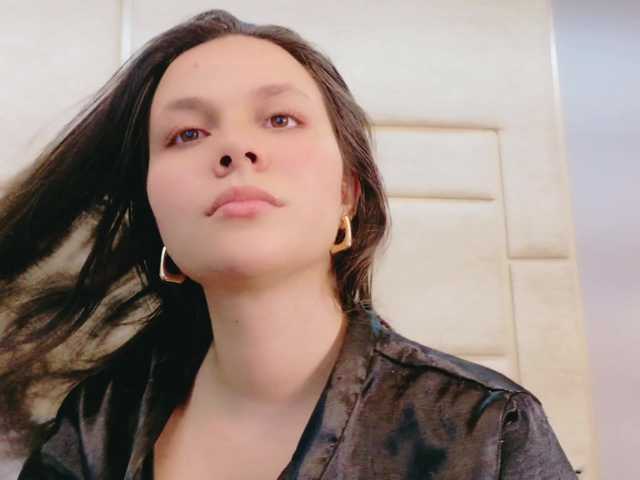 RubyScarlett's BongaCams show and profile