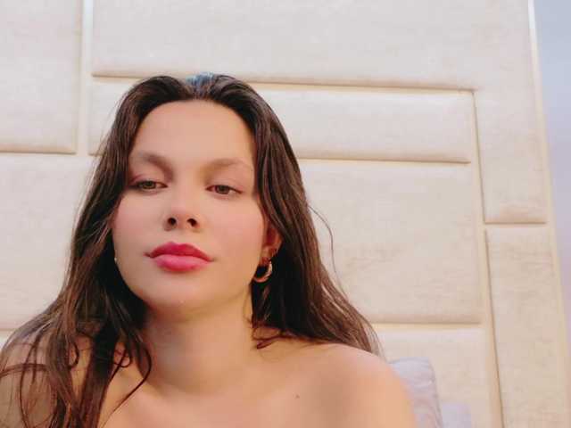 RubyScarlett's BongaCams show and profile