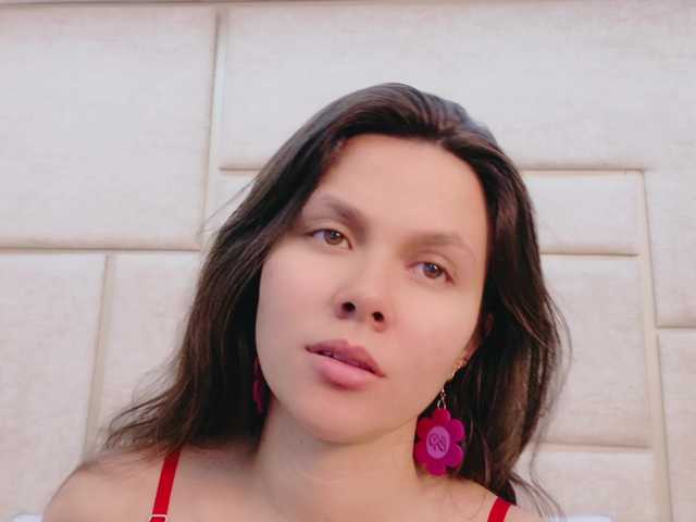 RubyScarlett's BongaCams show and profile