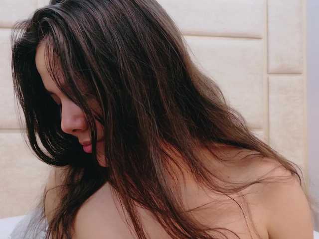 RubyScarlett's BongaCams show and profile