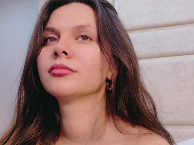 RubyScarlett's BongaCams show and profile