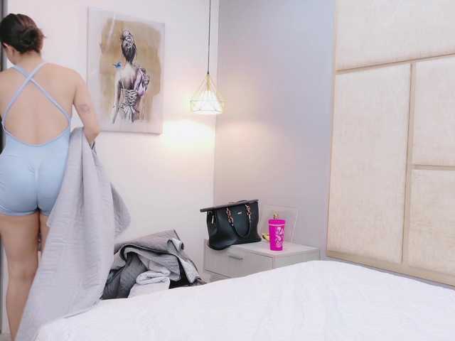 RubyScarlett's BongaCams show and profile