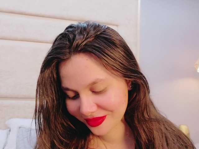 RubyScarlett's BongaCams show and profile