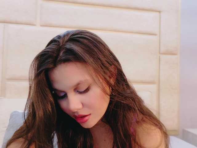 RubyScarlett's BongaCams show and profile