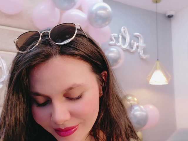 RubyScarlett's BongaCams show and profile