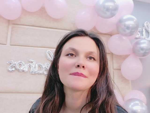 RubyScarlett's BongaCams show and profile