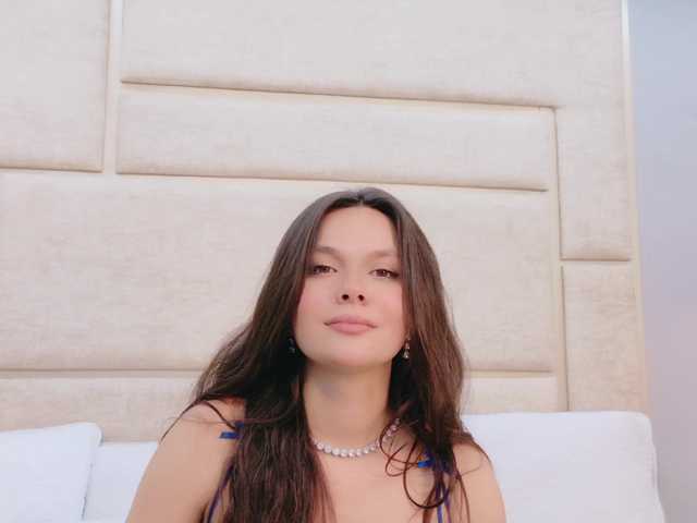 CarolineScarlett webcam