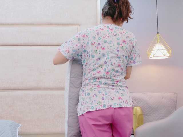 RubyScarlett's BongaCams show and profile