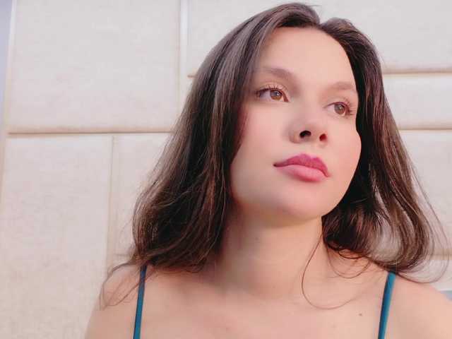 RubyScarlett's BongaCams show and profile