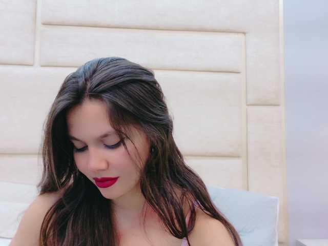 RubyScarlett live cam