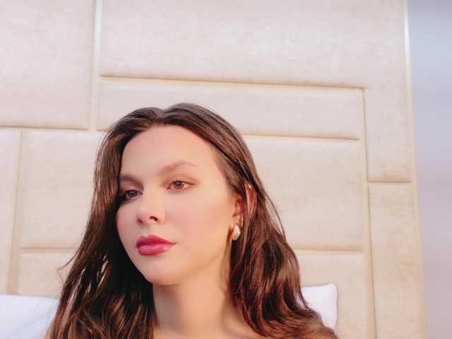 RubyScarlett's BongaCams show and profile