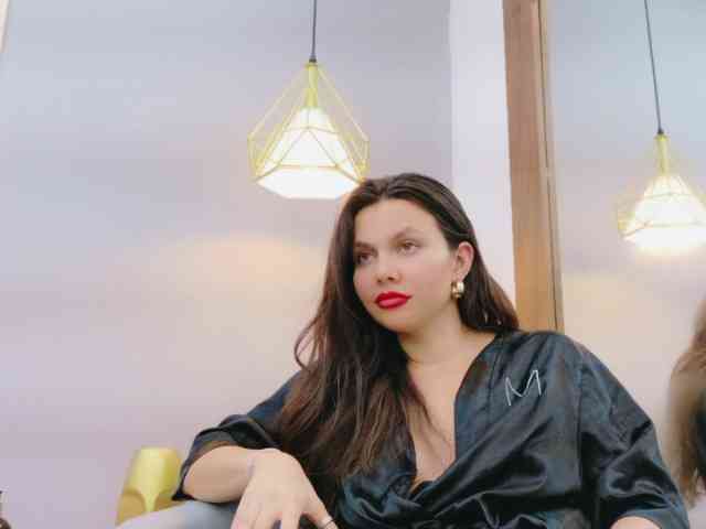 RubyScarlett Live Webcam on BongaCams