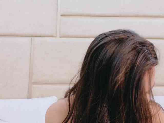 CarolineScarlett webcam