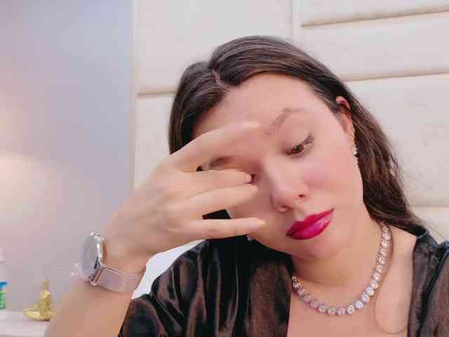 CarolineScarlett webcam