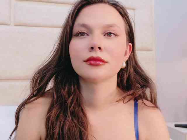 RubyScarlett Live Webcam on BongaCams