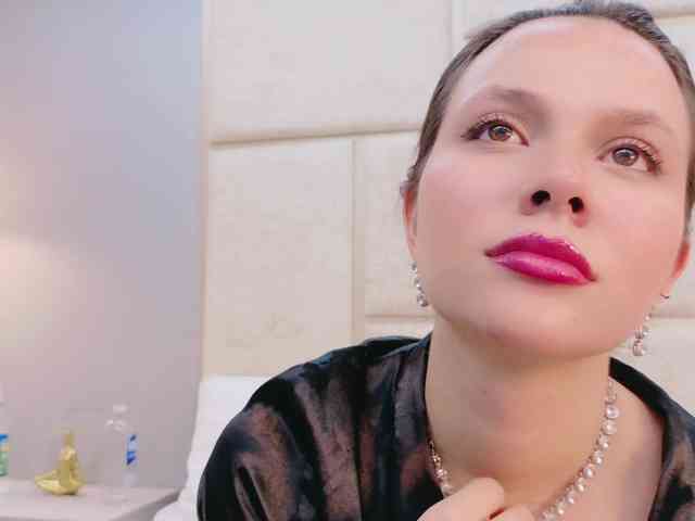 CarolineScarlett webcam