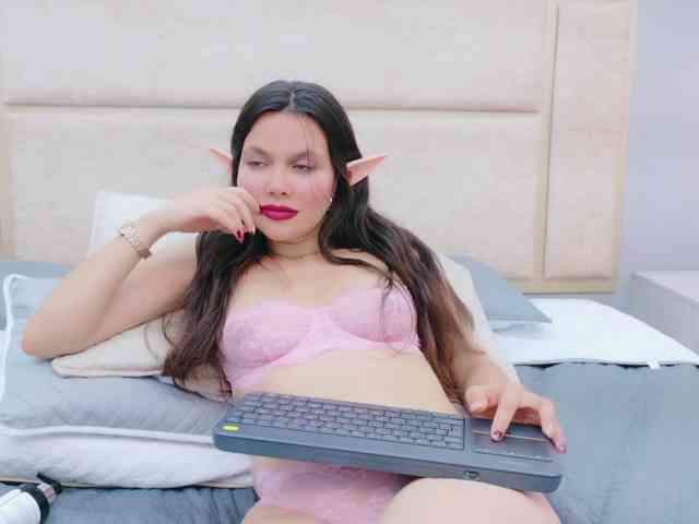 RubyScarlett RubyScarlett