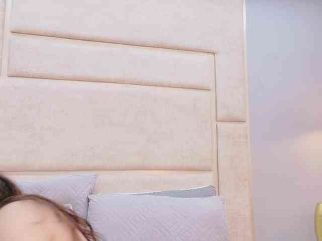 CarolineScarlett webcam