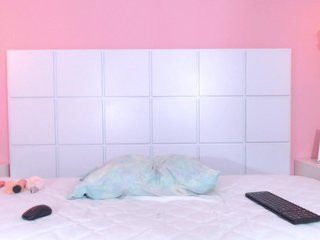 AnieDemond Porn Show