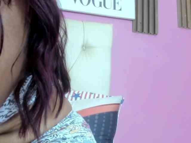 LuciaSpear webcam