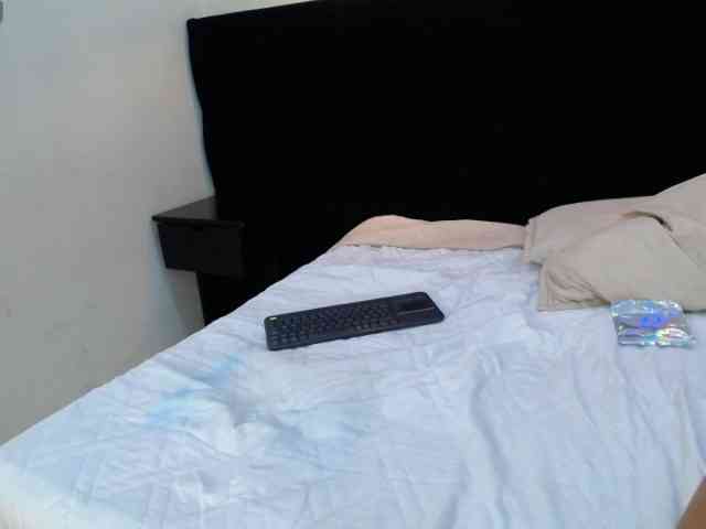 BellaWatsonn webcam