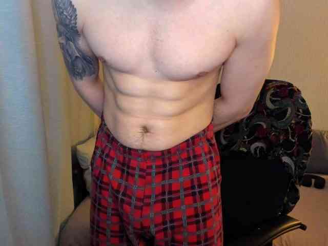 AlexPolo Live Webcam on BongaCams