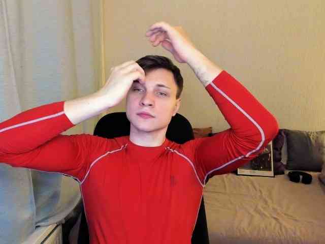 AlexPolo Live Webcam on BongaCams