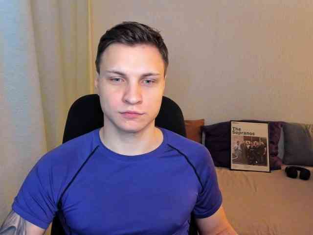 AlexPolo Live Webcam on BongaCams