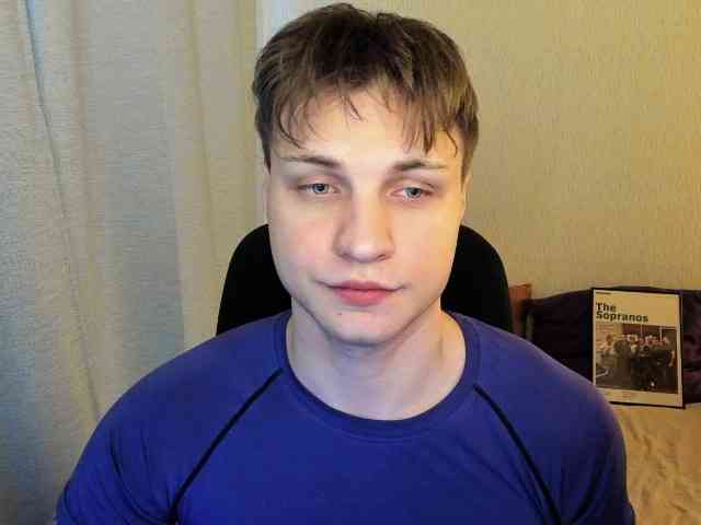 AlexPolo Live Webcam on BongaCams