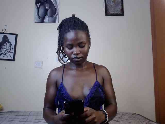 Ebony-slut webcam